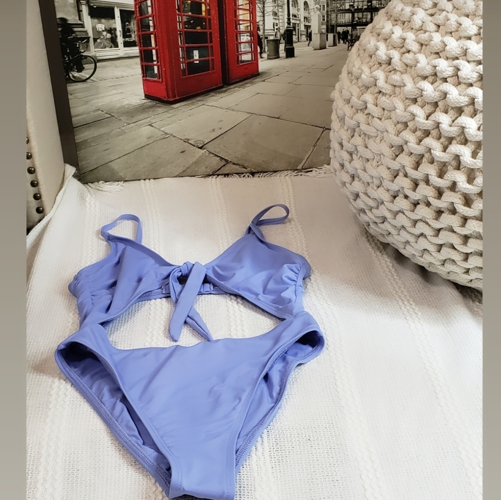 Bathing suit - Picture 4 of 7